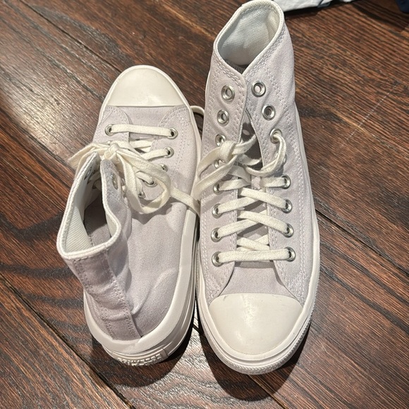 Converse Women’s Move High Lace Up Platform Sneakers - Picture 6 of 10